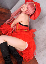 Shaved Bseparateette Babe humoristh Pigcuts in Bed